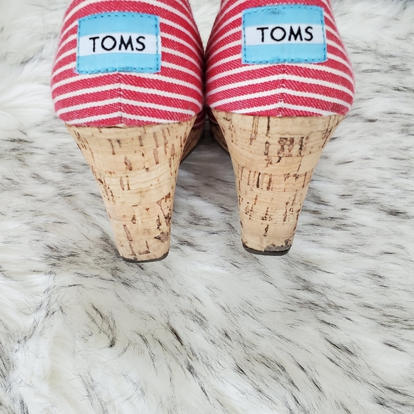 Toms Peep Toe Wedges Stripes Red/White 7.5 - Picture 5 of 8